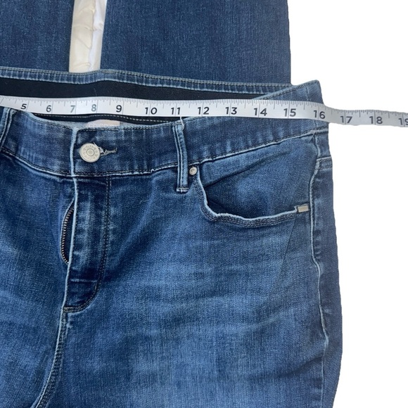 Chico’s Jeans Mid Rise, Stretch Waist, Dark Distressed, Straight Sz 2R Or L/12 - Picture 10 of 10